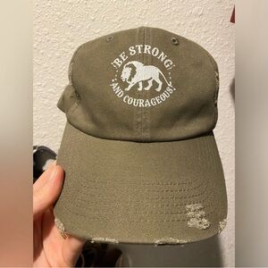 Christian Hat, Be Strong & Courageous, Bible Verse, Joshua 1:9 (new without tag)